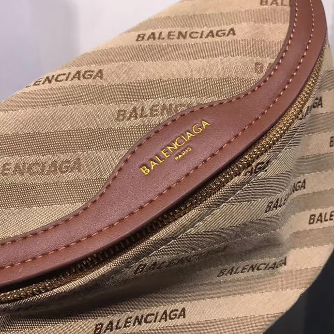 BALENCIAG巴黎世家 火爆 帆布拼牛皮 可做胸包 斜挎 單肩包 91869  BL1608